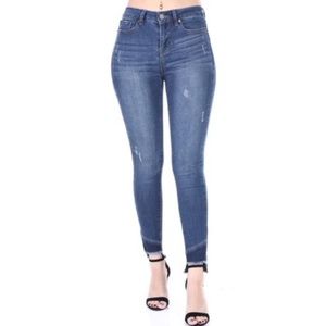 Enjean Mid rise ankle skinny jean